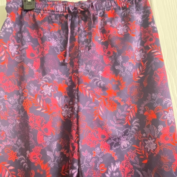 CABERNET-  Ladies Pajama Set, Size: Small, lightweight, loungewear - Picture 6 of 14